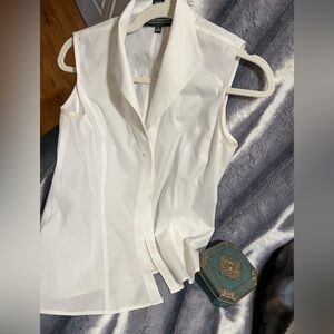 Jones New York Sleeveless White Button-Front Shirt